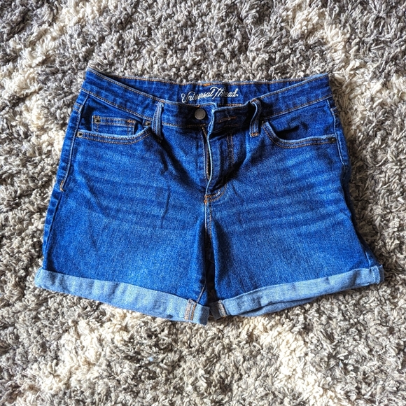 Universal Thread Mid Rise Shorts Size 4/27 - Picture 1 of 2